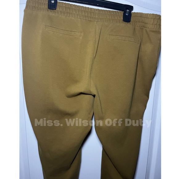 Target’s A New Day Olive Green Capri Draw String ankle pants - Picture 2 of 3